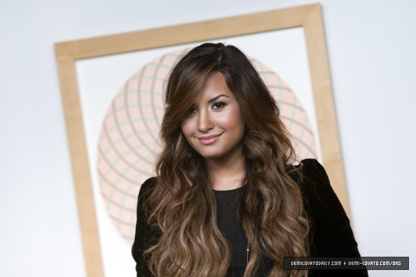 New pics of Demi's 2011 Photoshoot for Los Angeles Times